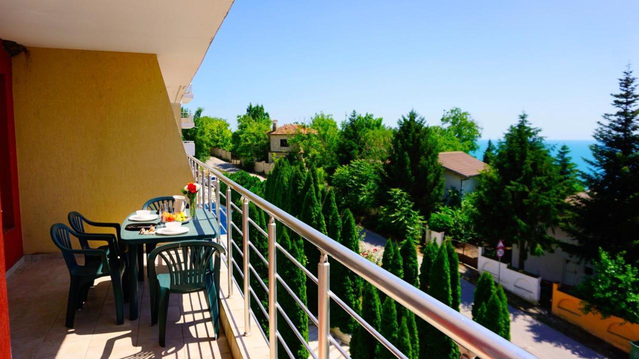 Apartment Marina Residence - Апартамент Марина Резидънс Kavarna Exterior foto